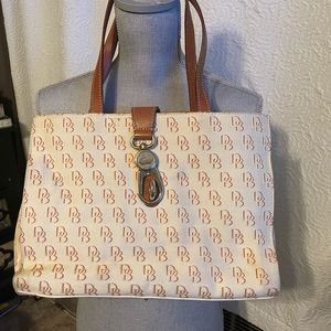 Dooney & Bourke handbag cream and cognac color